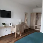 Altes Ruderhaus Guest house